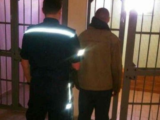 Ze szkolnego boiska na Przymorzu skradziono bramki