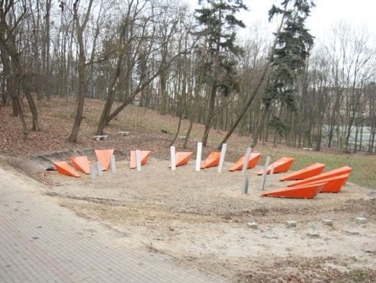 Zegar słoneczny w Tczewie - zmarnowane pieniądze?