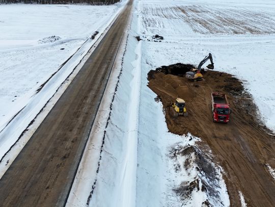 Zima nie wstrzymuje budowy obwodnicy Skórcza