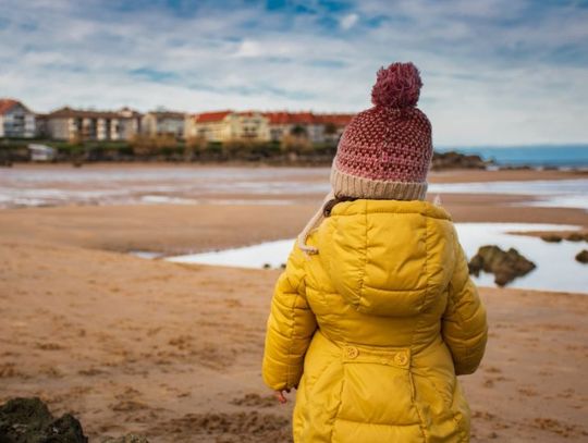 Zimowe ferie nad morzem z dziećmi – na te cechy przy wyborze kwatery zwróć szczególną uwagę!