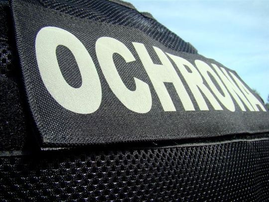 Złodzieje w stoczni - ochroniarz w akcji