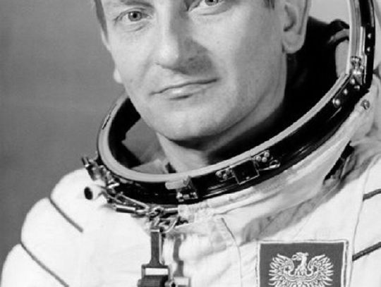 Zmarł Mirosław Hermaszewski - pierwszy Polak w kosmosie. Miał 81 lat