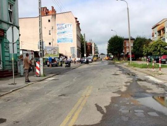 Zmiany w organizacji ruchu. Zamknięty wjazd na Rynek od strony ulicy Paderewskiego