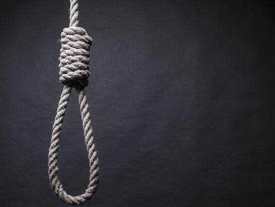 Znaleziono go w piwnicy... 23-latek targnął się na swoje życie 