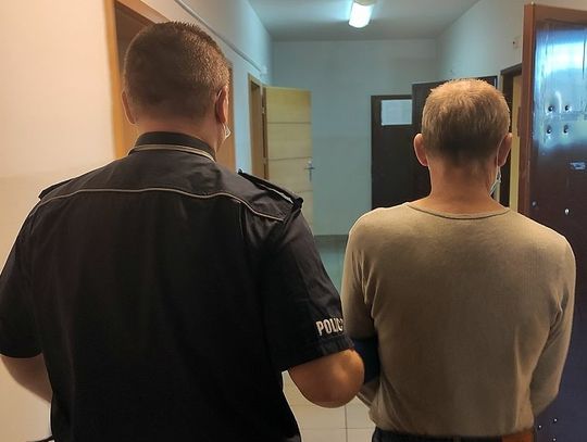 Znęcał się nad żoną i usiłował zabić nożem innego mężczyznę. Grozi mu 25 lat więzienia!