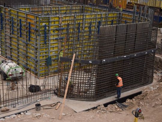 Znikający most tczewski. Wkrótce nie będzie drugiego przęsła...