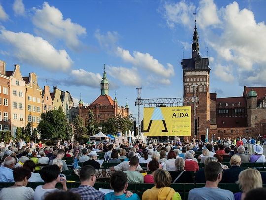 Zobacz „Cyganerię” prosto z The Metropolitan Opera na Targu Węglowym w Gdańsku