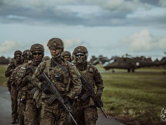 Żołnierze z 7 Pomorskiej Brygady Obrony Terytorialnej zdobyli złoty medal w Cambrian Patrol w Walii