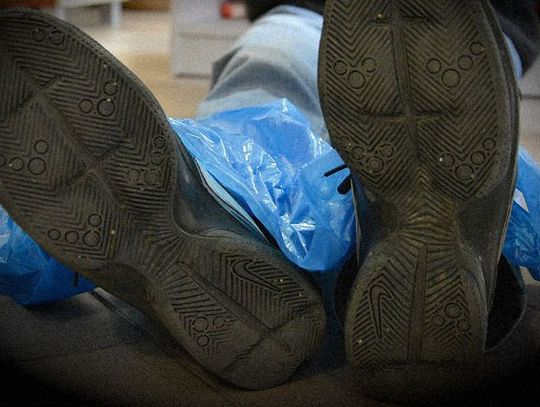 Zwłoki w altanie ogrodowej. Ciało mężczyzny znalezione na terenie ogrodów działkowych