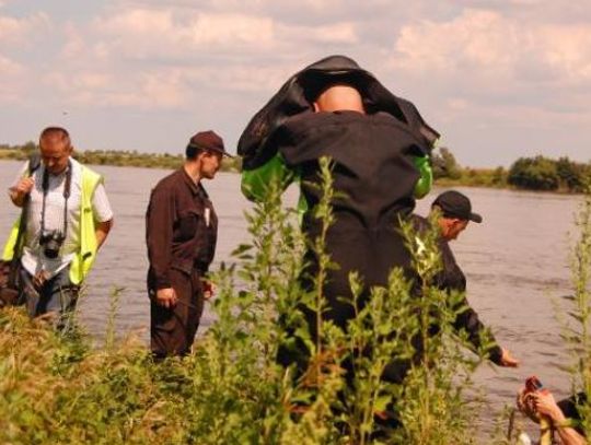 Zwłoki w Wiśle. Wstępne ustalenia: to nie ciało mężczyzny, który skoczył z mostu 10 lutego br.