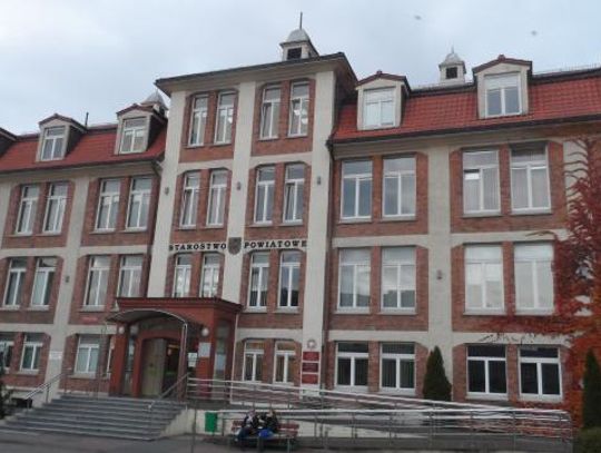 Zwolniony naczelnik wygrał w Sądzie Pracy - wraca na swoje stanowisko