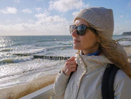 Życie nad morzem a zdrowie oczu - błogosławieństwo czy zagrożenie?