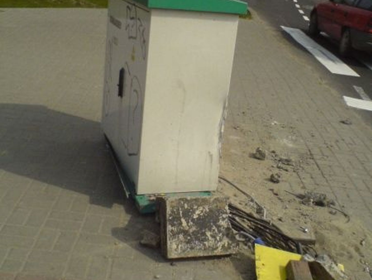 Apollonide Zza Okien Domu Publicznego 2011 www.portalpomorza.pl