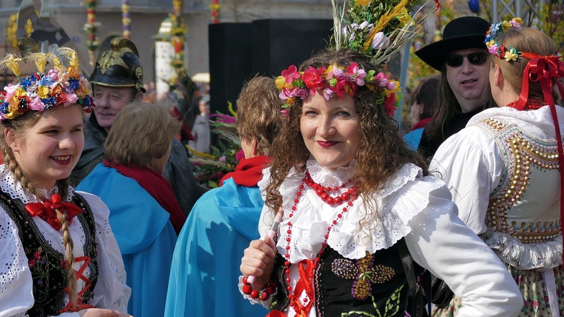 1 kwietnia 2024 r. - Ważny dzień w kalendarzu. II Dzień Świąt Wielkanocnych. Śmigus Dyngus. Prima Aprilis