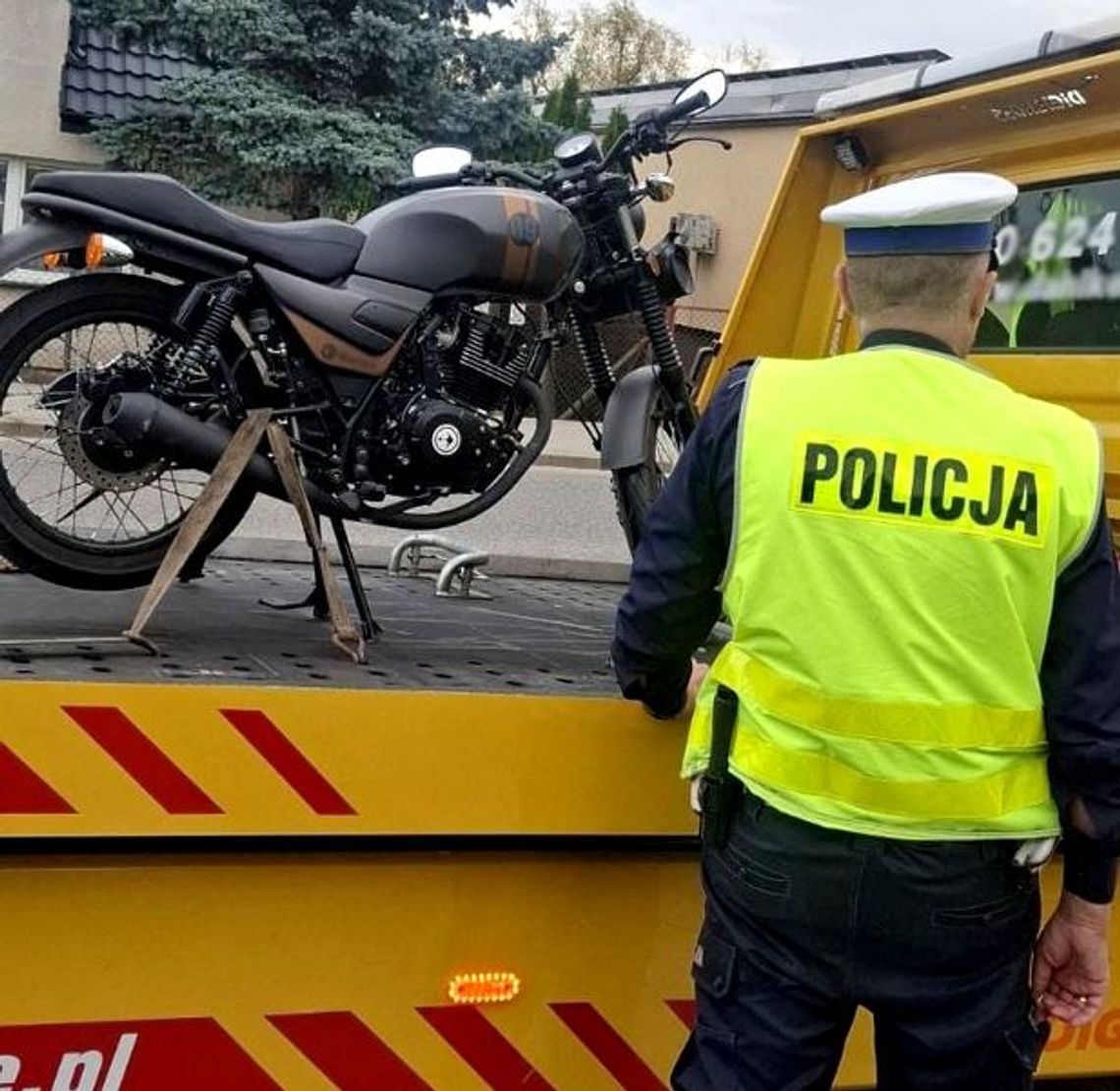 15-latek na motocyklu zatrzymany przez grupę SPEED. Pojazd trafił na parking strzeżony, a matka otrzymała wysoki mandat