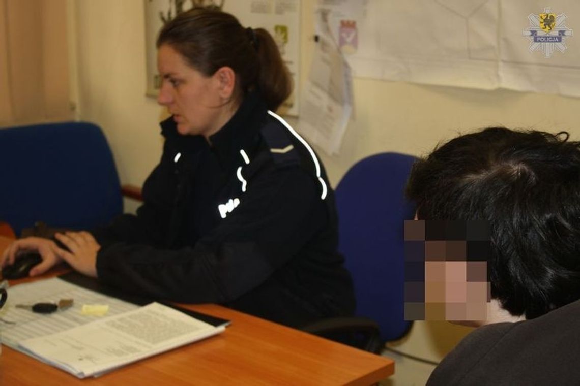 16-letni gimnazjalista na przerwie pobił kolegę 16-letni gimnazjalista na przerwie pobił kolegę