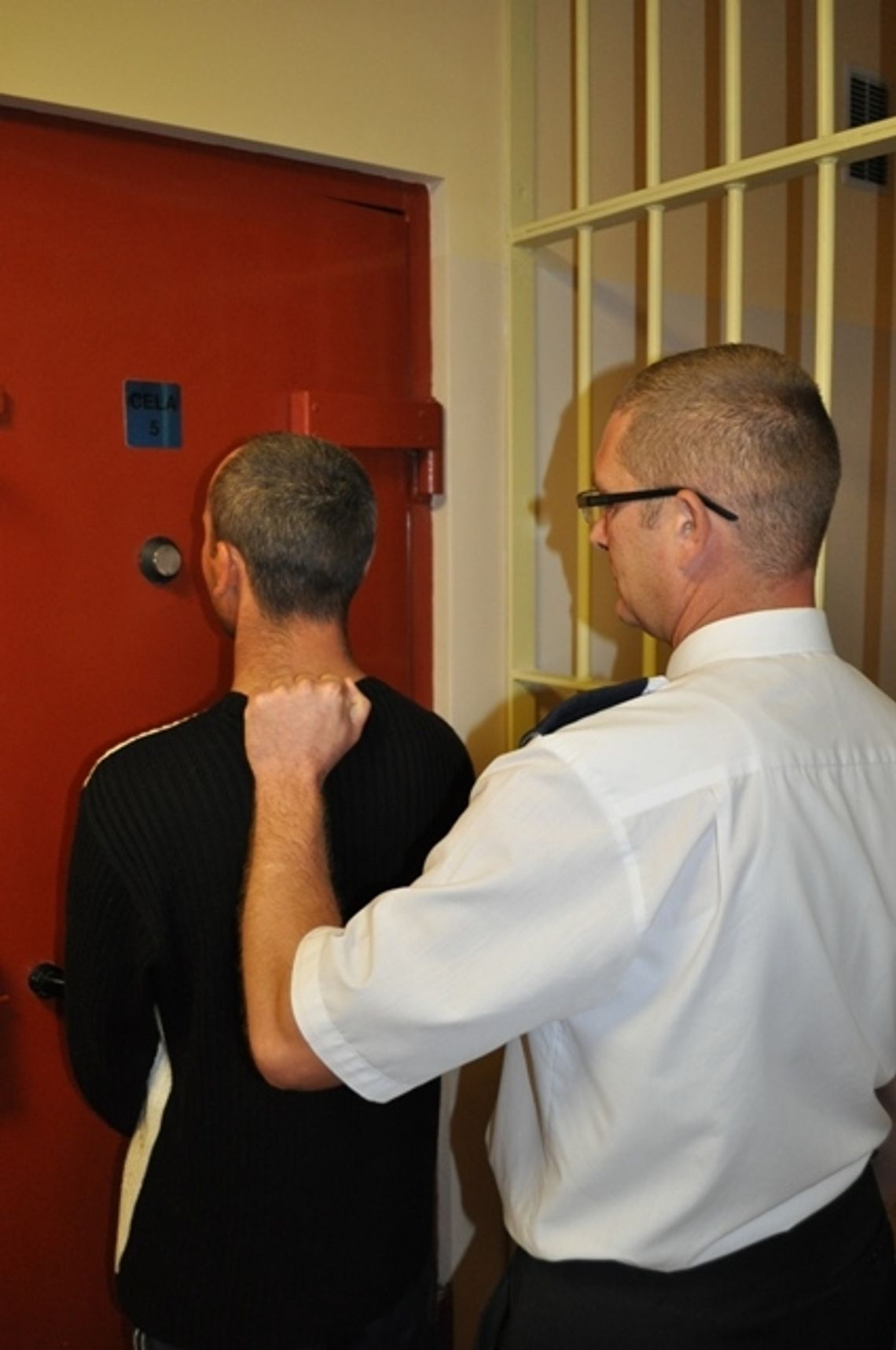 16 tysięcy zł strat! 19 - latek zatrzymany za włamania 16 tysięcy zł strat! 19 - latek zatrzymany za włamania