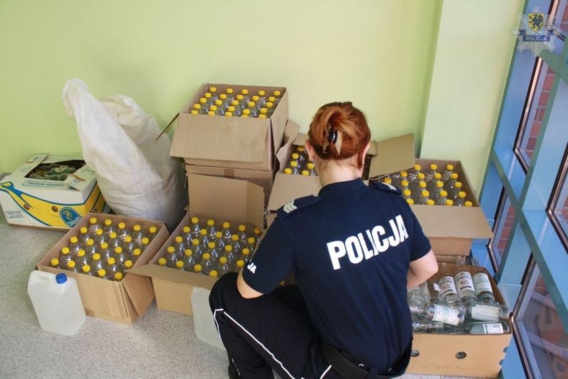 238 litrów alkoholu, 16 kg tytoniu