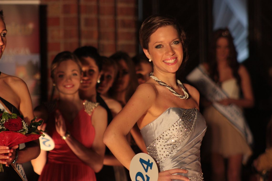 24 księżniczki w Gniewie. Karolina Morka z tytułem Miss Polski Ziemi Kociewskiej 24 księżniczki w Gniewie. Karolina Morka z tytułem Miss Polski Ziemi Kociewskiej