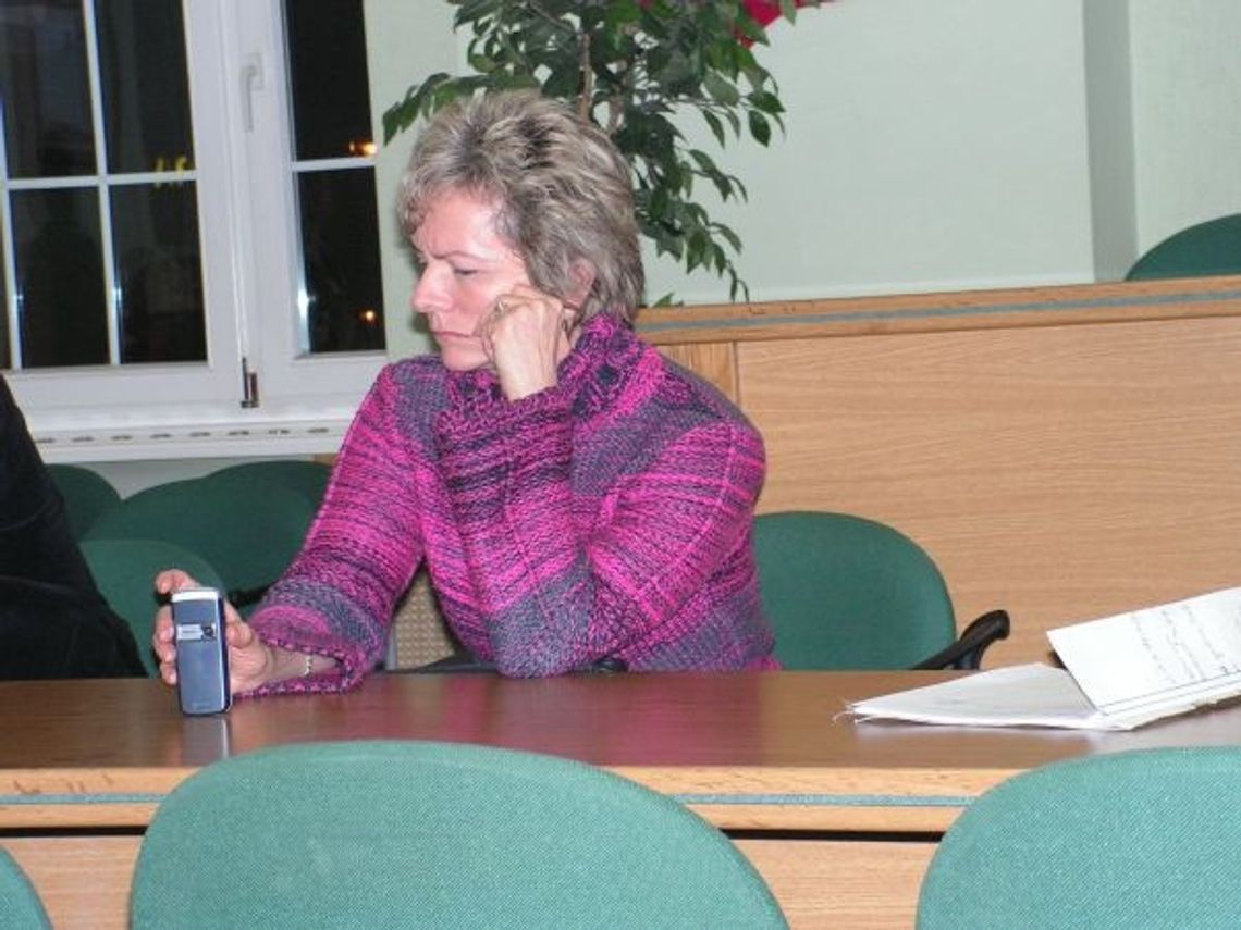 400 tys. zł niezgody - pieniądze zamiast na oświatę poszły na inne cele... 400 tys. zł niezgody - pieniądze zamiast na oświatę poszły na inne cele...