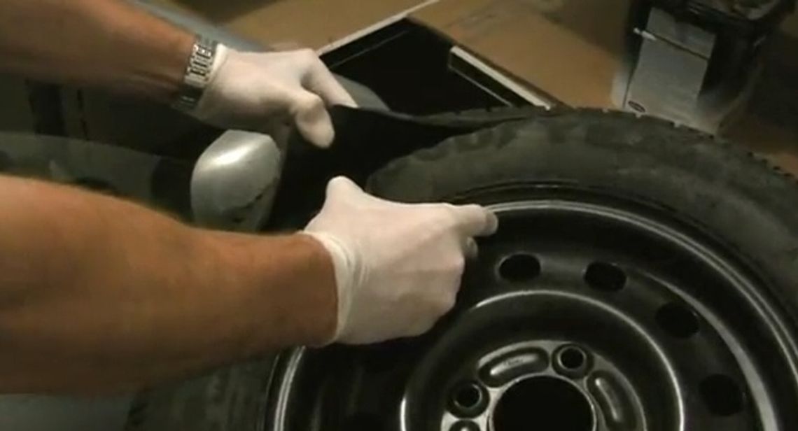 44 kilogramy narkotyków w kołach (VIDEO) 44 kilogramy narkotyków w kołach (VIDEO)