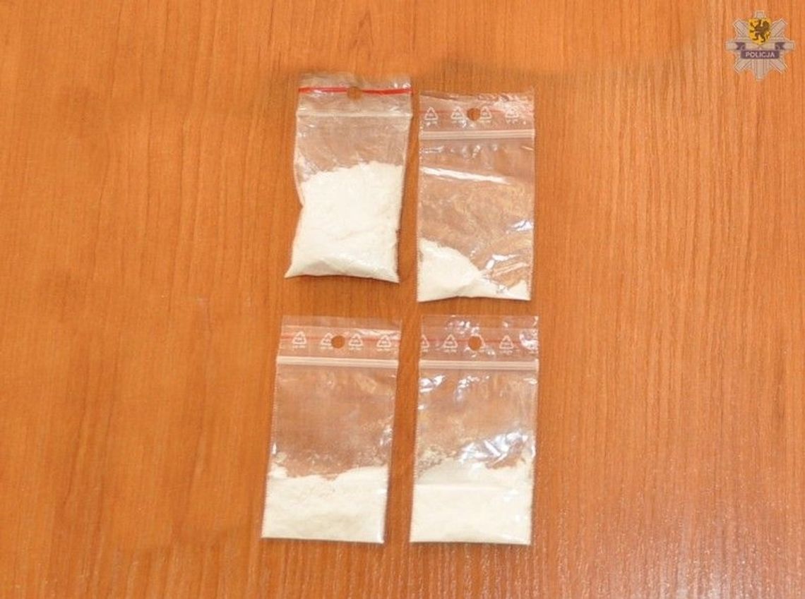 47 - latek miał przy sobie 56 gramów amfetaminy! 47 - latek miał przy sobie 56 gramów amfetaminy!