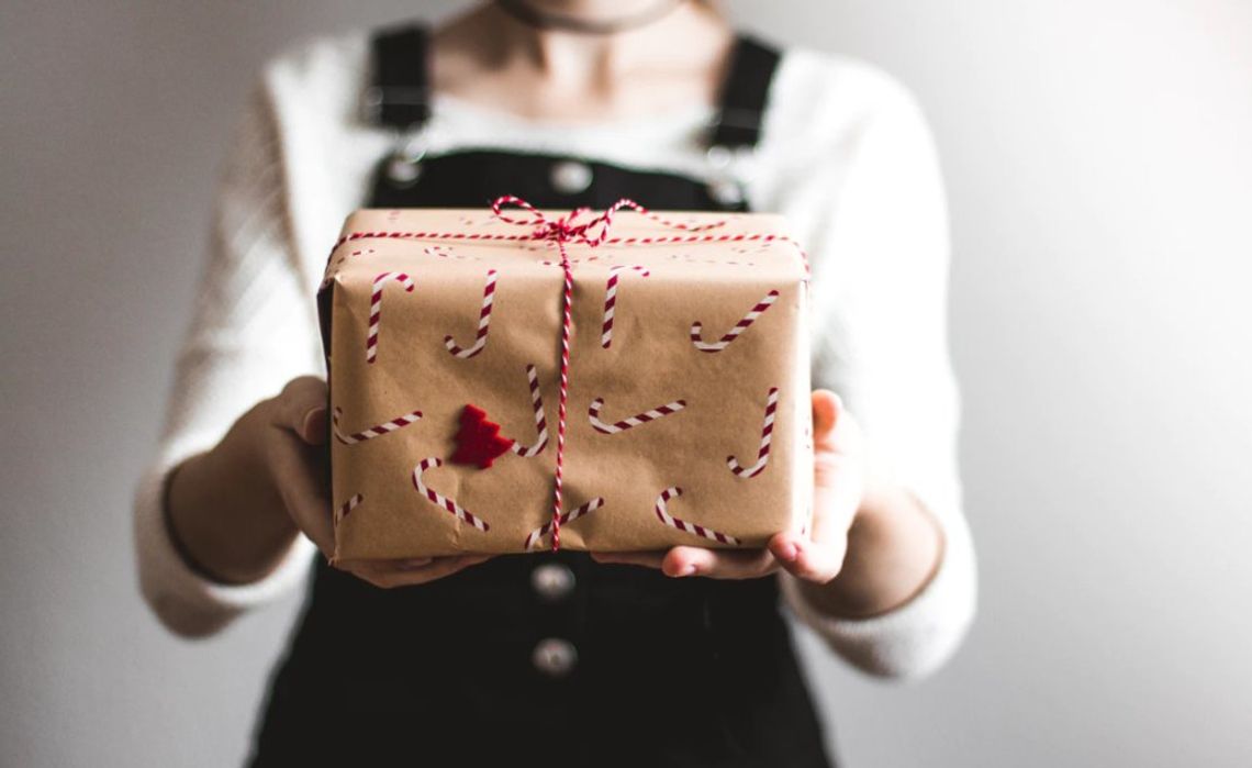 5 sposobów na to, aby szybko odgadnąć jakie prezenty świąteczne chcą dostać twoi bliscy.