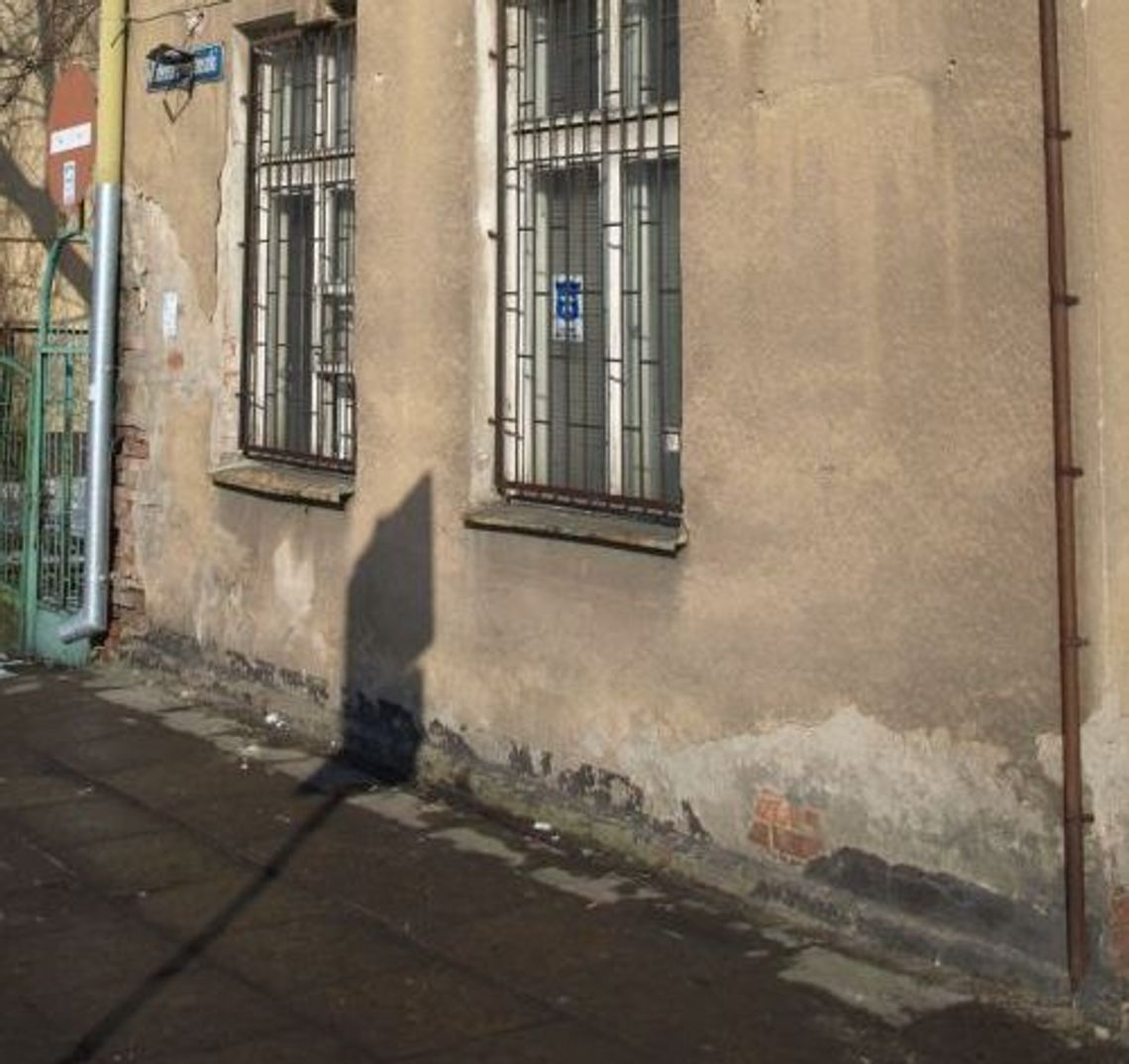 "5-tka" do wyburzenia. Nie będzie mieszkań ani COP "5-tka" do wyburzenia. Nie będzie mieszkań ani COP