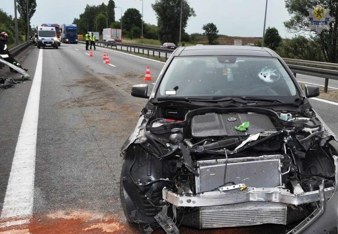 55-letnia kobieta uderzyła w barierę energochłonną na S6 55-letnia kobieta uderzyła w barierę energochłonną na S6