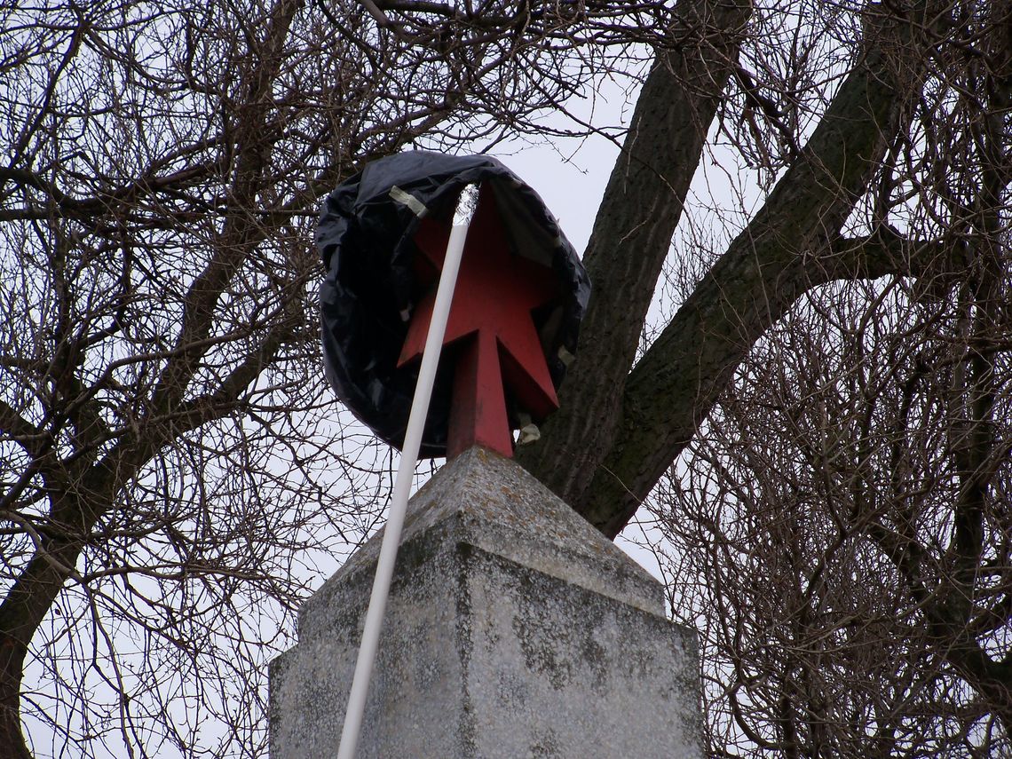 7 października ściągną czerwoną gwiazdę? Tajemnicza ulotka 7 października ściągną czerwoną gwiazdę? Tajemnicza ulotka