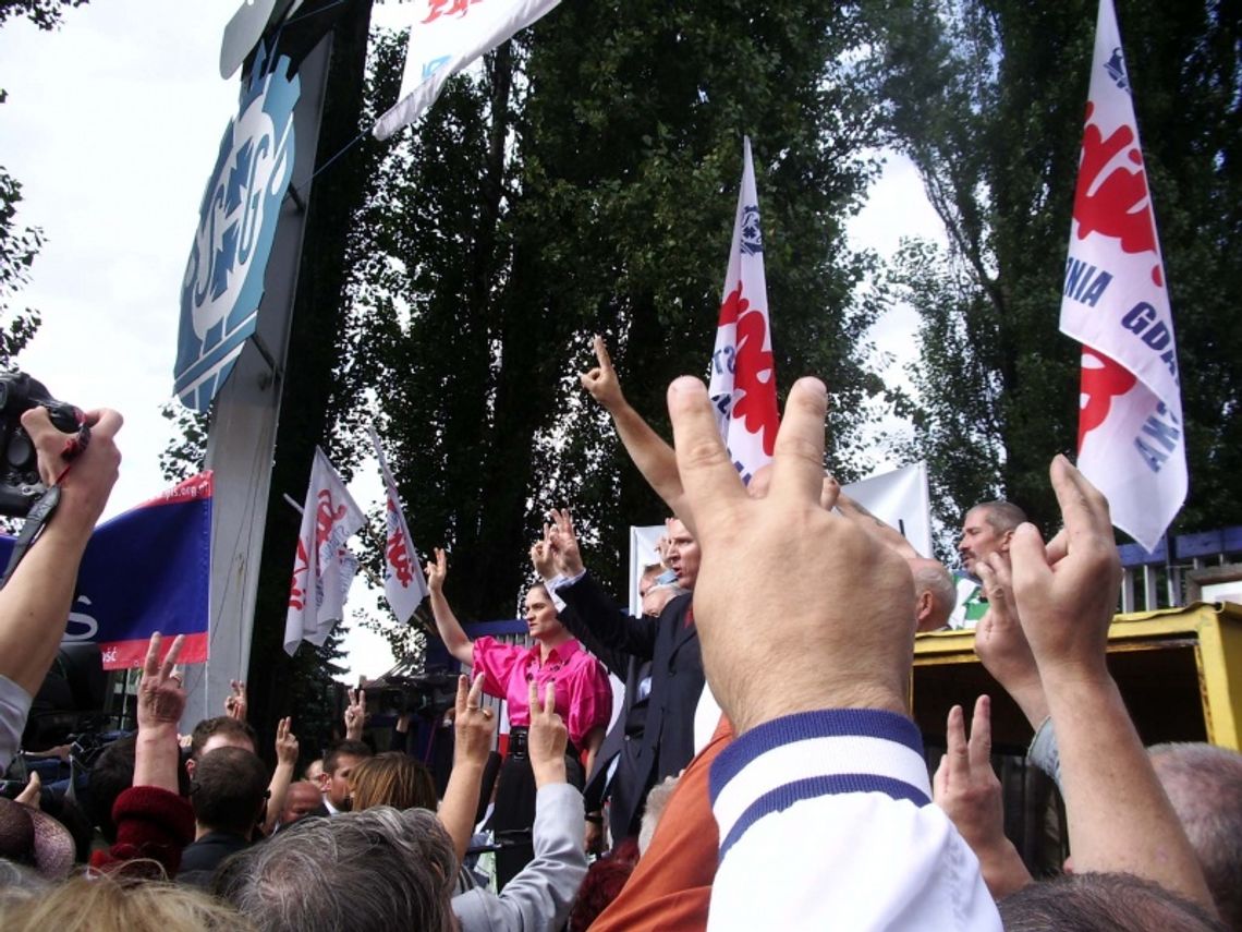 Akademia Solidarności - ocalić od zapomnienia Akademia Solidarności - ocalić od zapomnienia