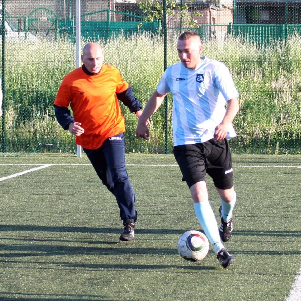 Amatorska Liga Piłki Nożnej - zmiana lidera Amatorska Liga Piłki Nożnej - zmiana lidera