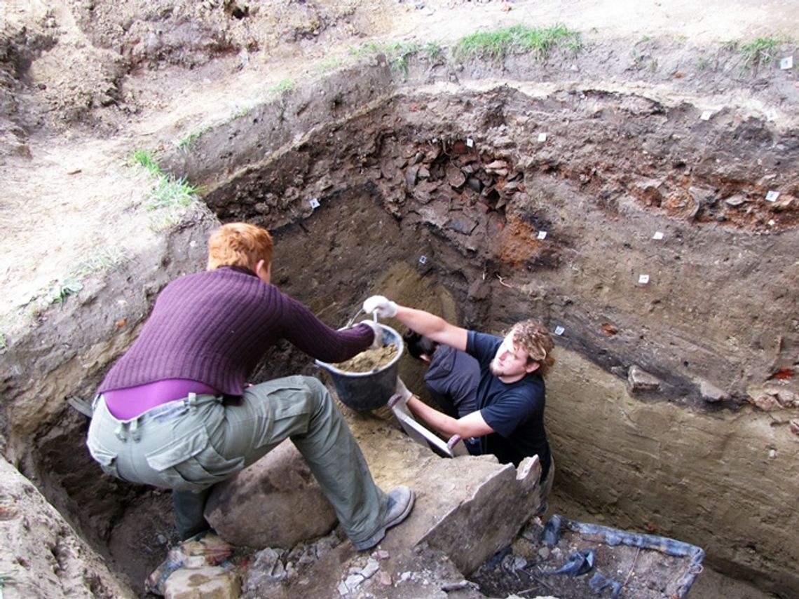 Archeolodzy rozwiążą zagadkę tajemniczego otworu Archeolodzy rozwiążą zagadkę tajemniczego otworu
