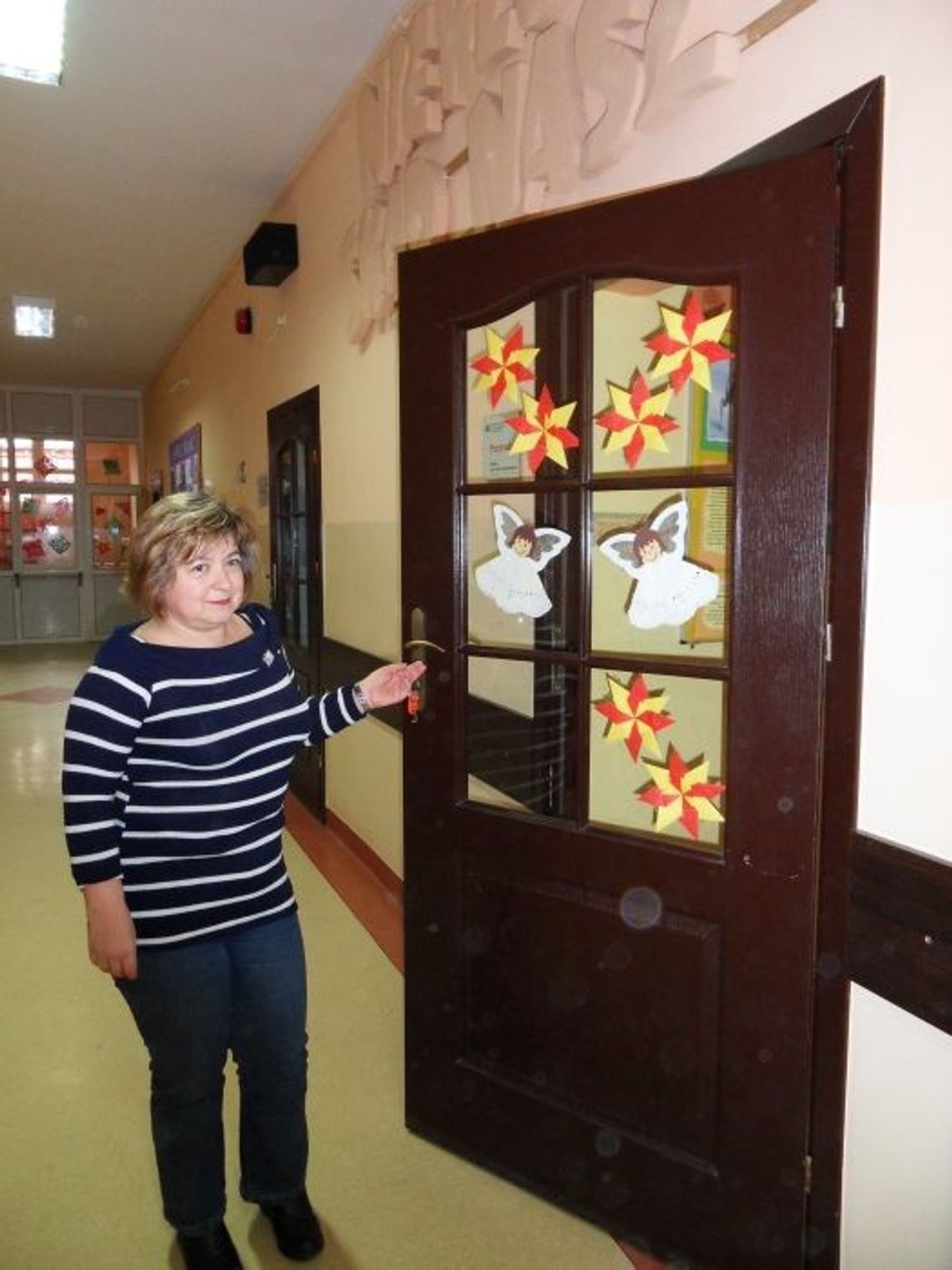 Asy z naszej szkoły. Lekcje za przeszklonymi drzwiami... Asy z naszej szkoły. Lekcje za przeszklonymi drzwiami...