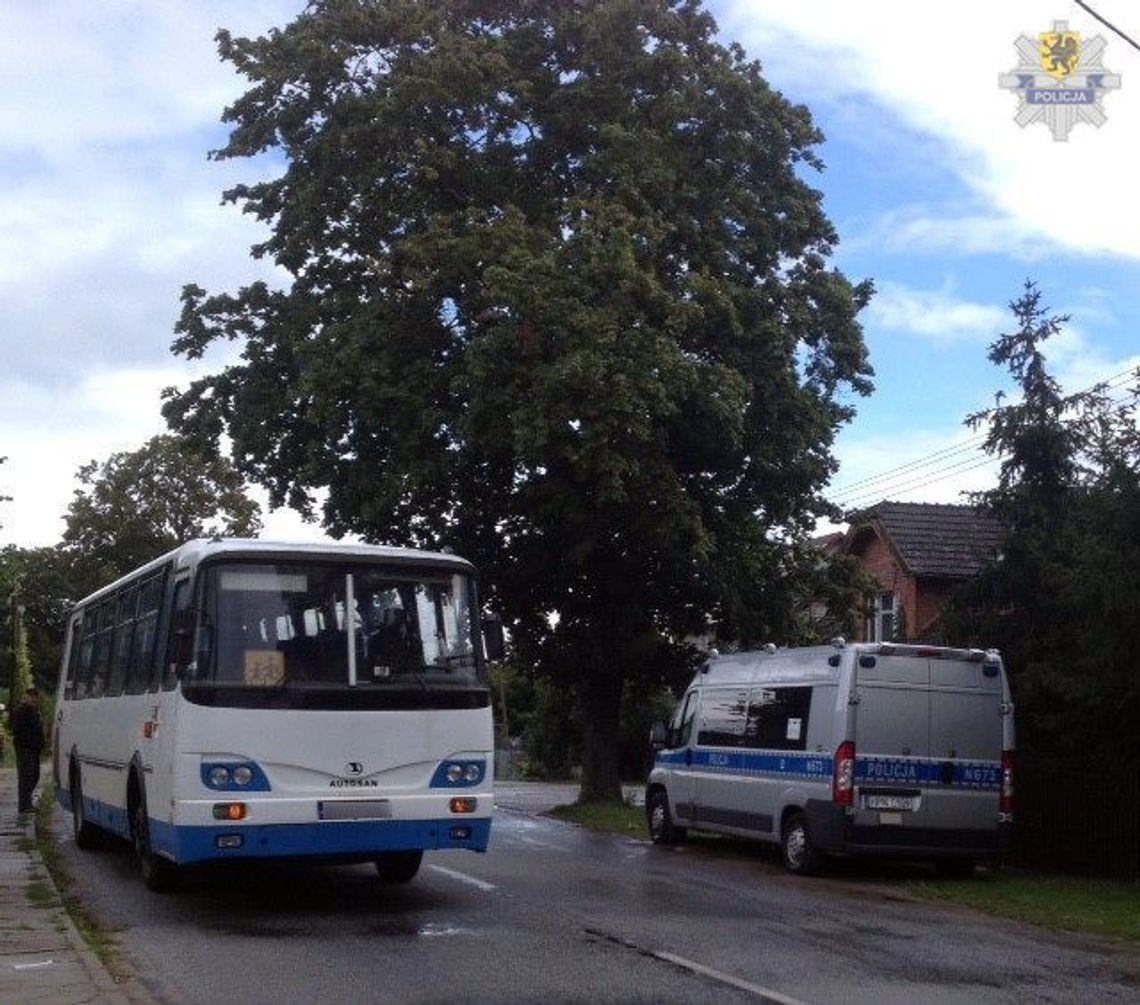 Autobus wożący dzieci przerwał kurs - zaalarmowali rodzice