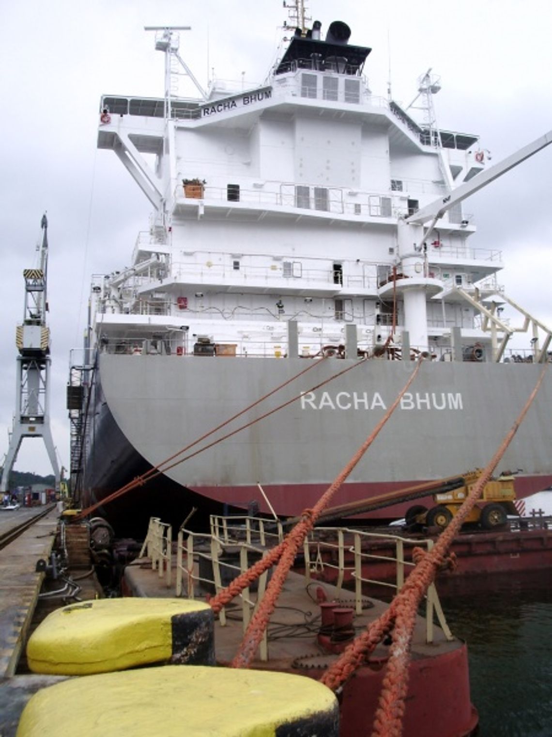 Bandera w górę, stopy wody pod kilem! Jest praca i płaca! Bandera w górę, stopy wody pod kilem! Jest praca i płaca!
