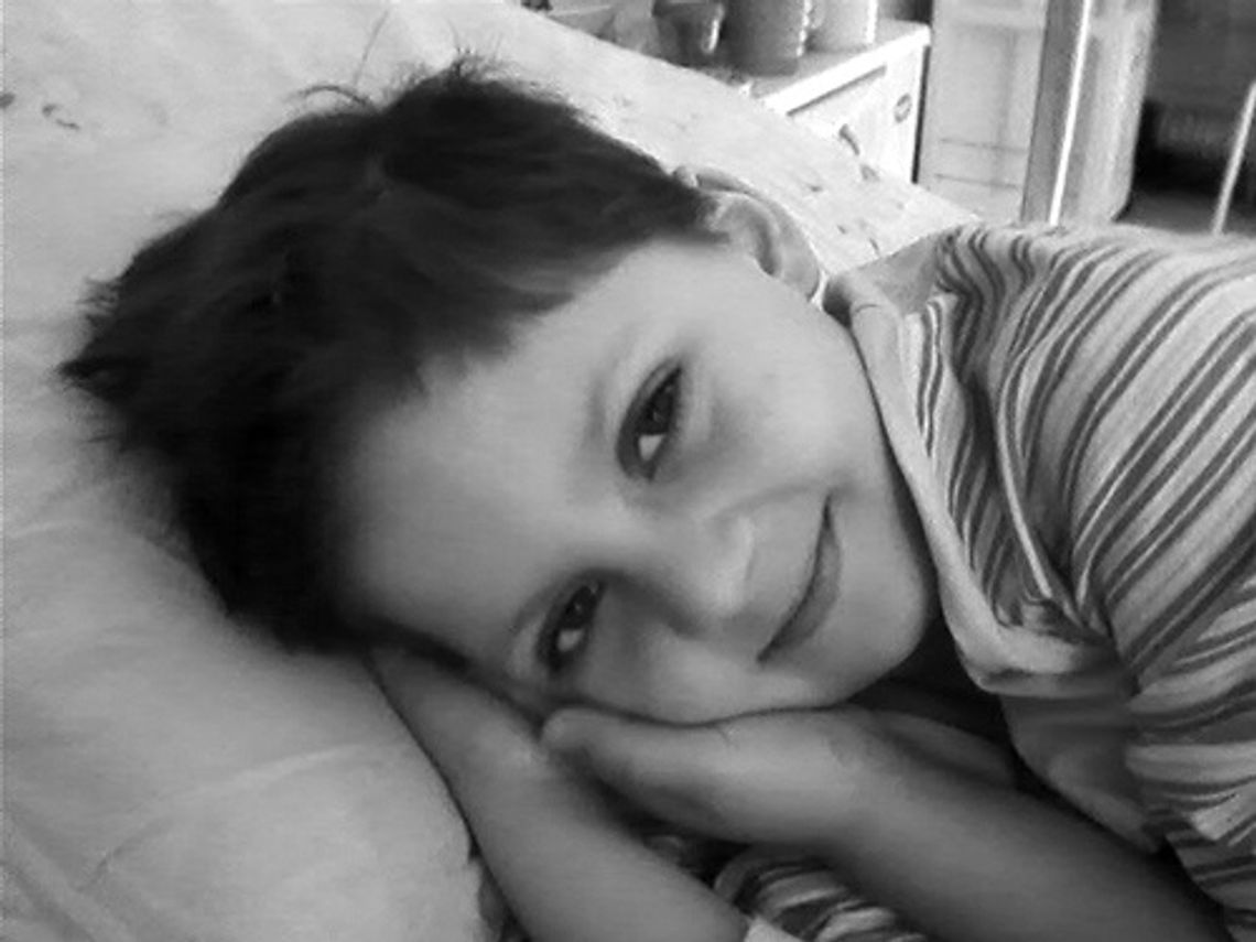 Bardzo często powtarzała: Kocham Cię mamusiu. Uwielbiała lalki Barbie i kolor różowy Bardzo często powtarzała: Kocham Cię mamusiu. Uwielbiała lalki Barbie i kolor różowy