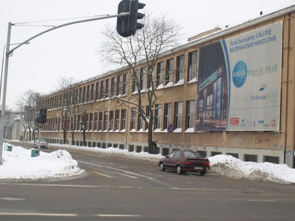 Będą gigantyczne korki. Rozbiórka dawnej hali „A” Polpharmy i remont mostu na Wierzycy zakorkują centrum Będą gigantyczne korki. Rozbiórka dawnej hali „A” Polpharmy i remont mostu na Wierzycy zakorkują centrum