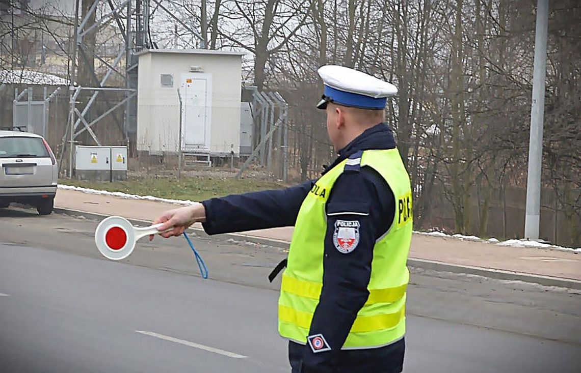 Będą konsekwencje karne. Kierowcy zignorowali sygnały do zatrzymania się. Do tego drugi z kierowców był pijany...