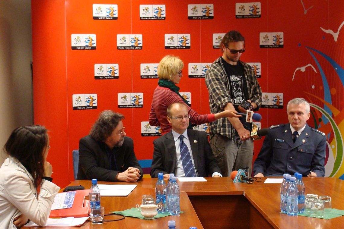 Będą sprzątać ulice, skwery, place i tereny leśne