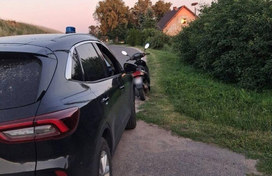 Bez kasku i z blisko 3 promilami alkoholu. Motorowerzysta zatrzymany przez policjantów z Pelplina Bez kasku i z blisko 3 promilami alkoholu. Motorowerzysta zatrzymany przez policjantów z Pelplina