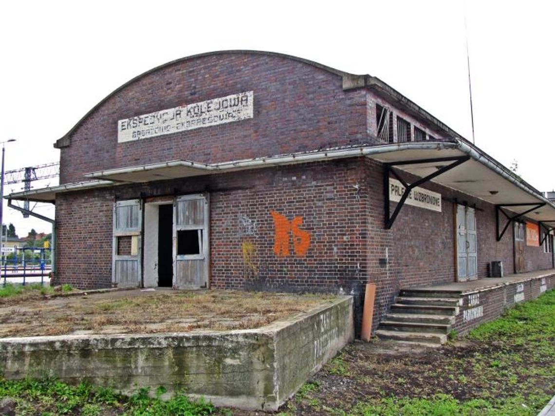 Bezdomny poparzony w pożarze pustostanu