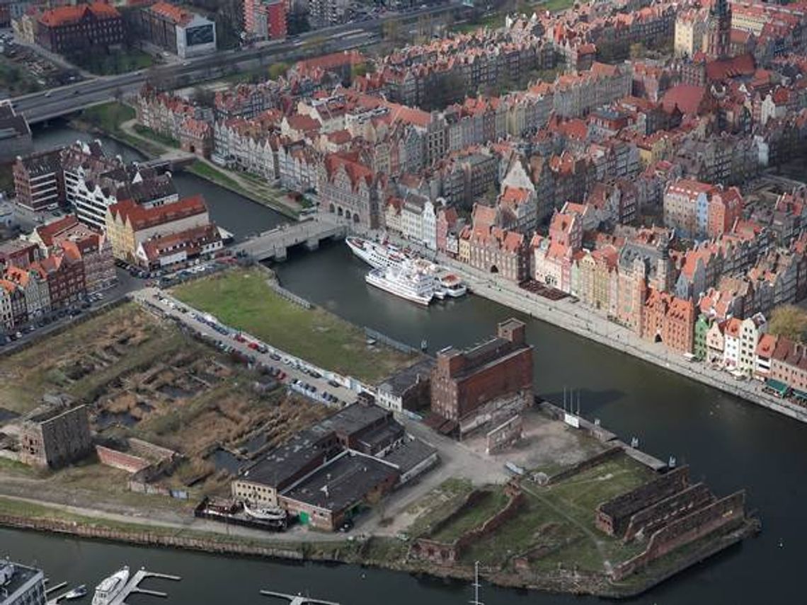 "Bezpańska " Wyspa Spichrzów nie dla Hossy i Polnordu "Bezpańska " Wyspa Spichrzów nie dla Hossy i Polnordu