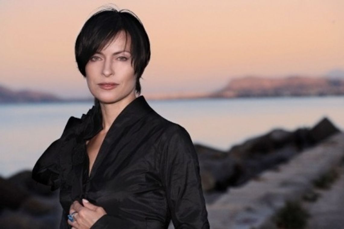 Biblia po kaszubsku. Kaszubka Stenka ze Słowem Bożym Biblia po kaszubsku. Kaszubka Stenka ze Słowem Bożym