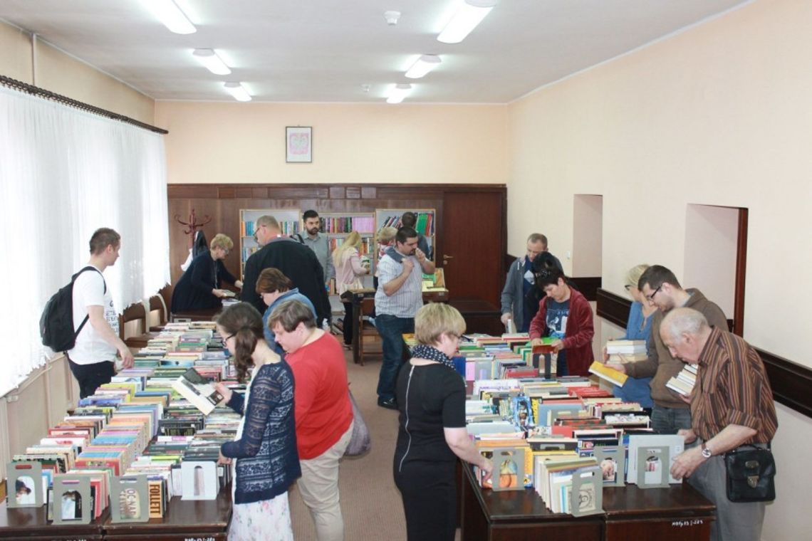 Biblioteka w Tczewie organizuje wymienialnię książek Biblioteka w Tczewie organizuje wymienialnię książek