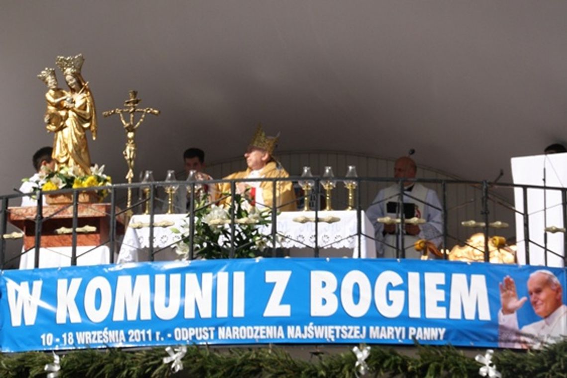 Biskup pelpliński Jan Bernard Szlaga potępił Nergala Biskup pelpliński Jan Bernard Szlaga potępił Nergala