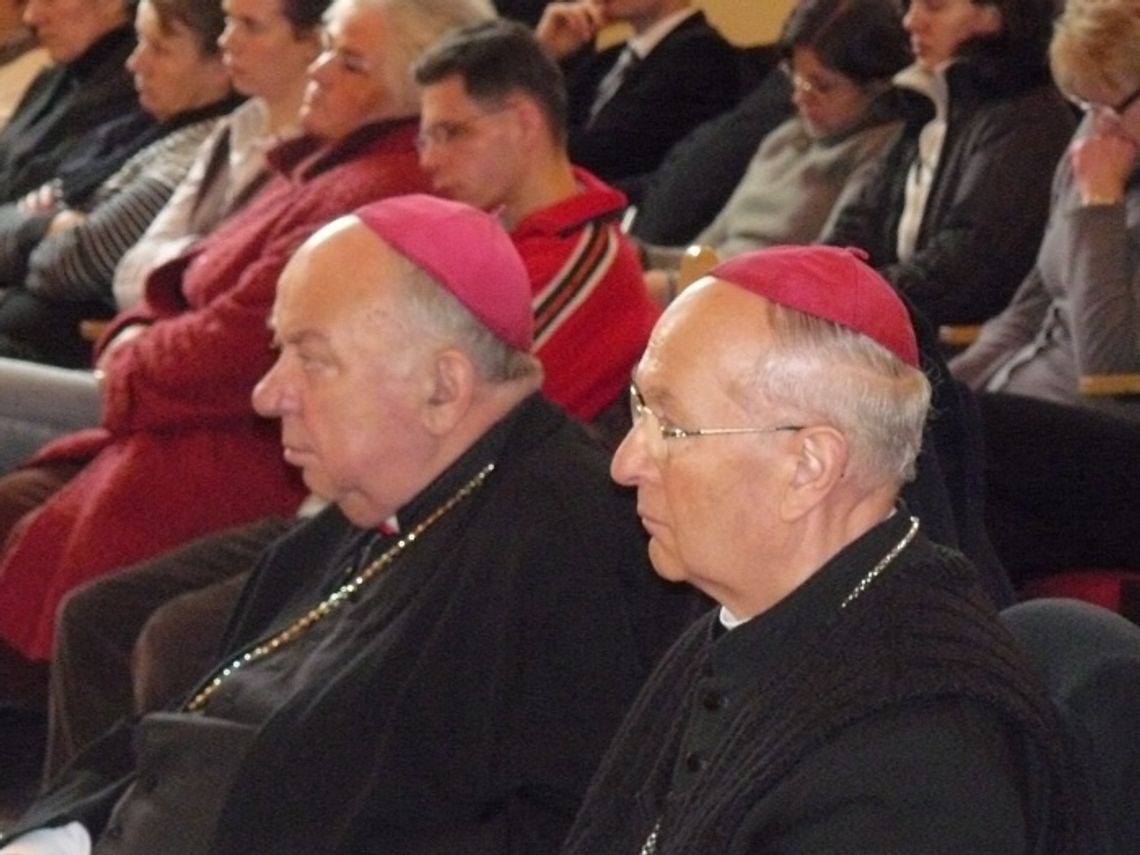 Biskup pelpliński Jan Bernard Szlaga wraca do zdrowia po operacji by-passów