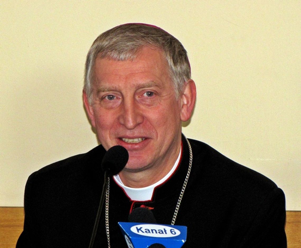 Biskup Ryszard Kasyna: „Rewolucji w diecezji nie będzie”