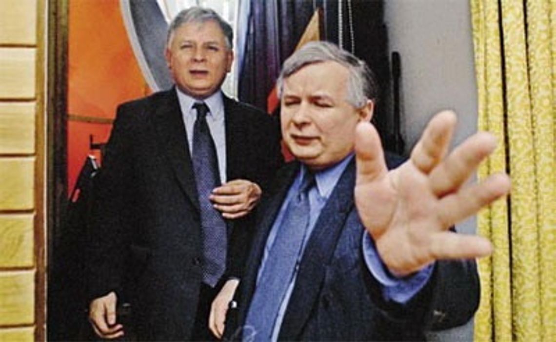 Bliźniacy na Placu Solidarności Bliźniacy na Placu Solidarności