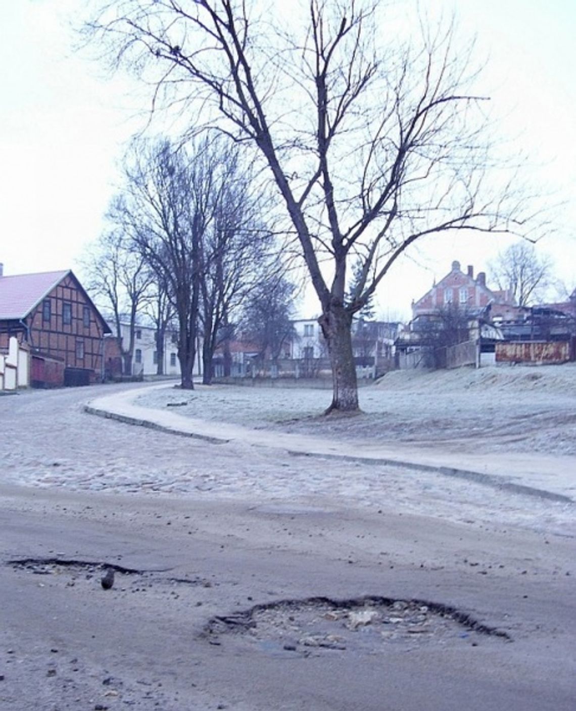 Brakuje funduszy na niechciane drogi Brakuje funduszy na niechciane drogi